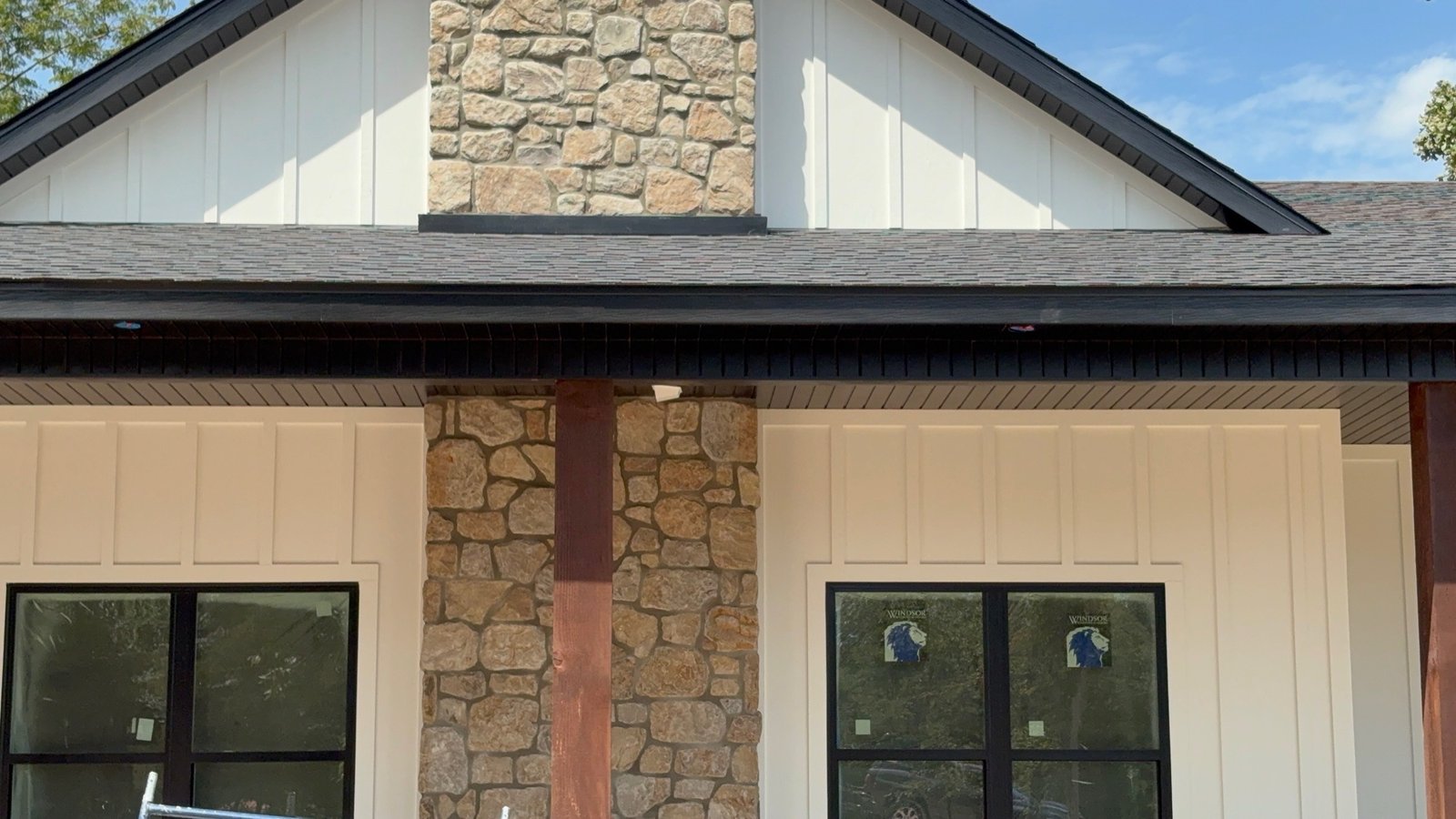 Stone veneer porch column detail